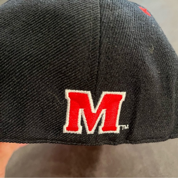 Colosseum Maryland Terrapins Black Cap with Red Logo Size 71/8 NWT - Picture 6 of 7